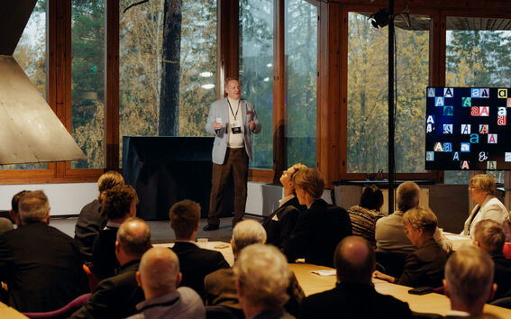 Alumni Weekend tapahtuma Dipolin Metso-ravintolassa