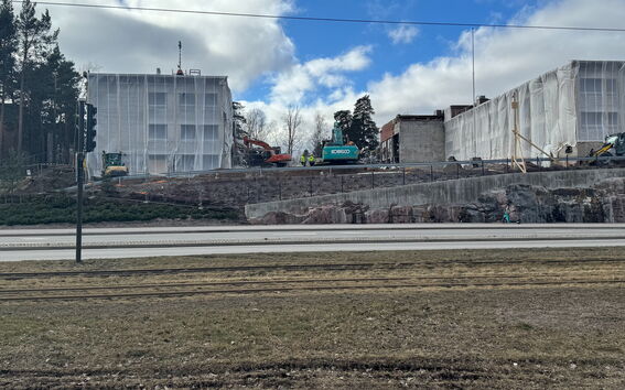 Metallimiehenkuja 6-8