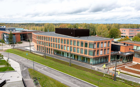 Aalto_University_Otakaari2B_new_building_03-10-2023_photo_by_Mikko_Raskinen_001.jpg